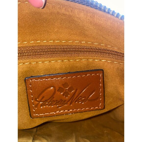 Patricia Nash Avellino Hazelnut Leather Crossbody Waxed Vegetable Tan NWT - Picture 9 of 11